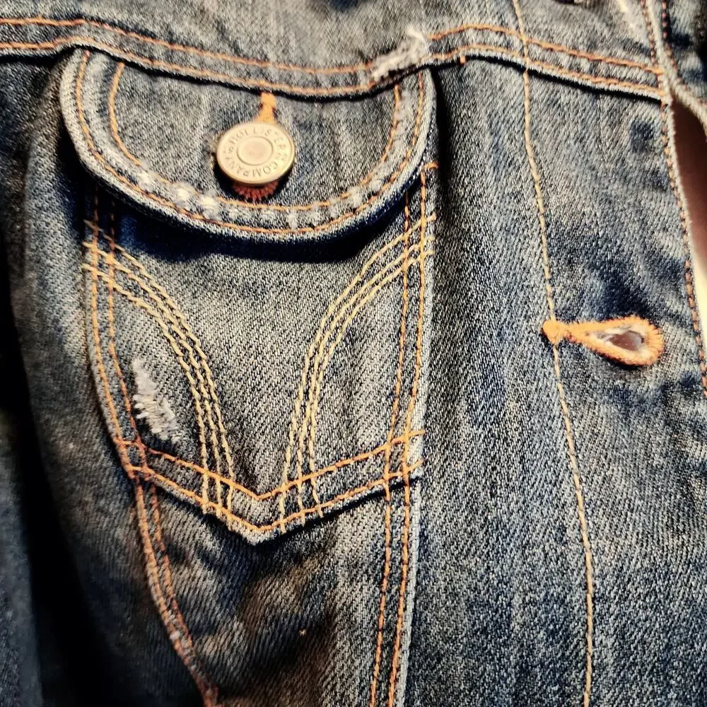 Hollister Cali HCO Skull Crossbones Denim Jean Jacket Medium